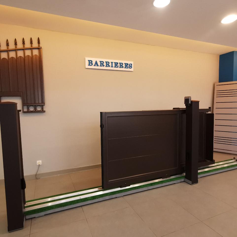 MyGardenAlu Showroom Ramillies Brabant Wallon côté barrière/portail